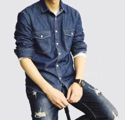 Phối áo sơ mi nam denim với quần jeans